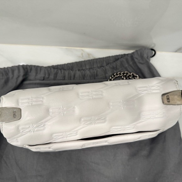 Balenciaga White Quilted Chain Bag🔥 - Picture 9 of 14